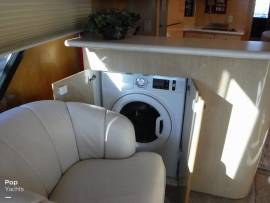 2002, Bluewater Yachts, 5200 L.E. MY