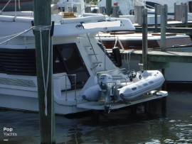 2002, Bluewater Yachts, 5200 L.E. MY