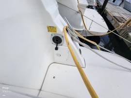 1999, Cruisers Yachts, 3750
