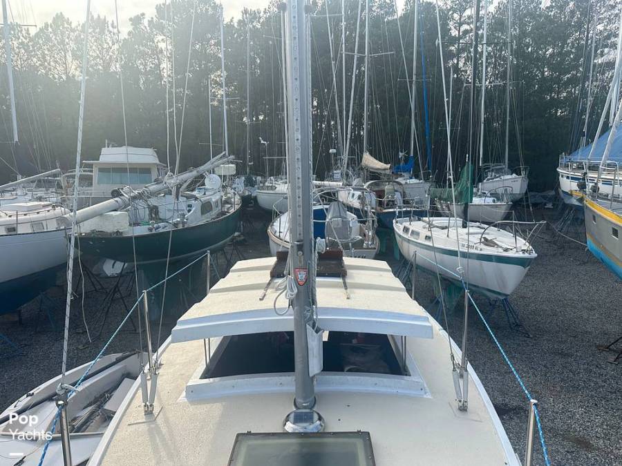 1972 CAL 27 Pop Top Sail Boats, Sloop Sail Boats For Sale in Deltaville