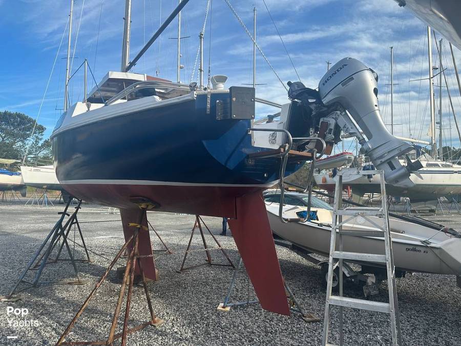 1972 CAL 27 Pop Top Sail Boats, Sloop Sail Boats For Sale in Deltaville