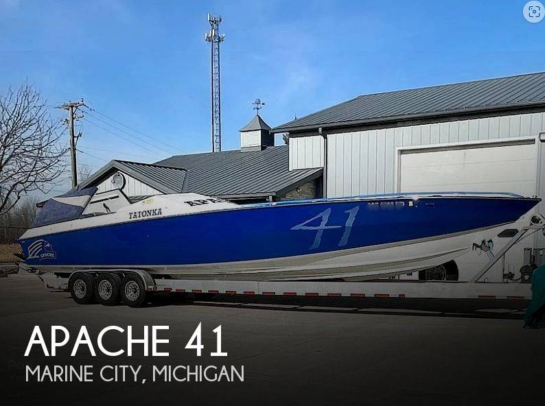 apache cigarette boat Used 1990 47 For Sale (Sold) Apache - Another client upgrading