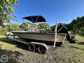 1989, Boston Whaler, 22 Outrage