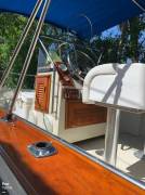 1986, Boston Whaler, Outrage 18