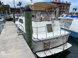 1987, Trojan, 36 Tri-Cabin