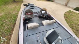 2003, Triton, TR20