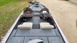 2003, Triton, TR20