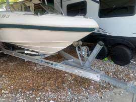 2001, Rinker, Captiva 192