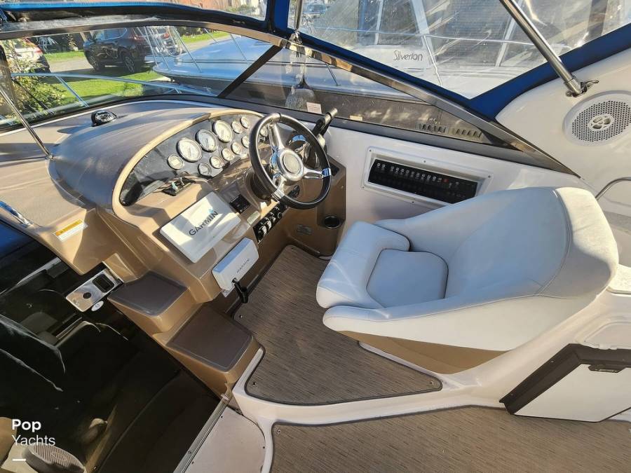 2016 Regal 30 Express Power Boats, Express Cruisers For Sale in