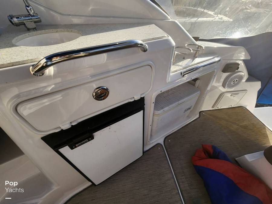 2016 Regal 30 Express Power Boats, Express Cruisers For Sale in