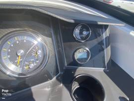 2022, Bayliner, VR6