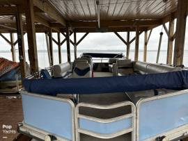 1990, Sun Tracker, Party Barge 24