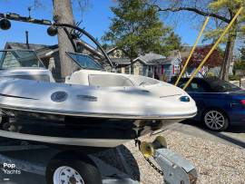 2011, Sea Ray, 205 Sport