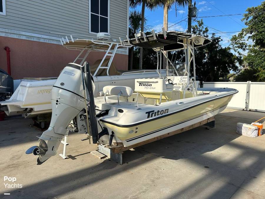 2006 Triton 240LTS Pro Team Edition Power Boats, Bay Boats For Sale in