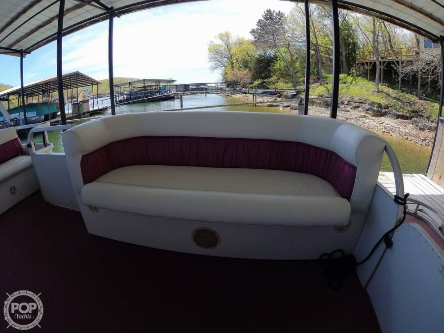 1996 Sundancer 240D Power Boats, Tritoon Boats For Sale in Rocky Mount