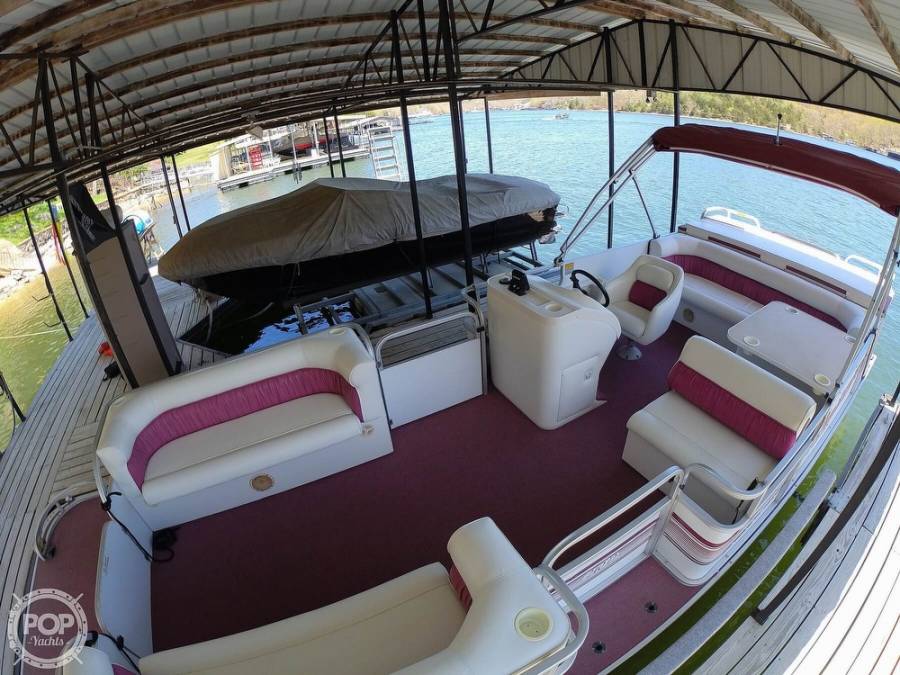 1996 Sundancer 240D Power Boats, Tritoon Boats For Sale in Rocky Mount