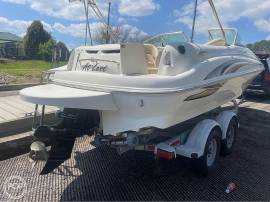 2001, Sea Ray, 21 Ft.
