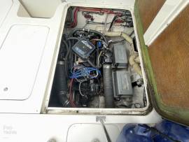 1986, Bertram, 28 Flybridge Cruiser