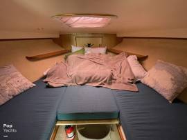 1986, Bertram, 28 Flybridge Cruiser