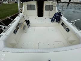 1986, Bertram, 28 Flybridge Cruiser