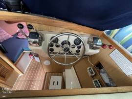 1986, Bertram, 28 Flybridge Cruiser