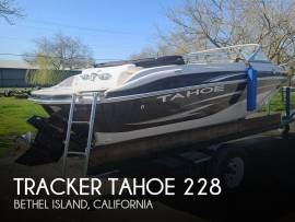 2006, Tracker, Tahoe 228