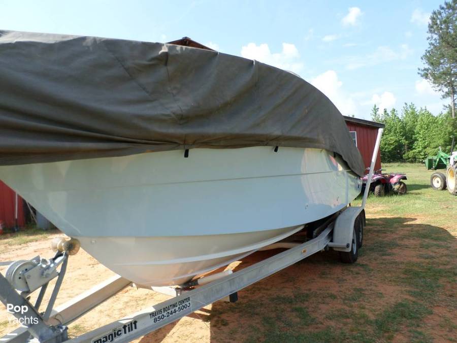 2000 Wellcraft 230 Coastal Power Boats, Walkaround Boats For Sale