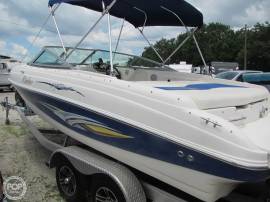 2004, Rinker, 212 Captiva Bowrider