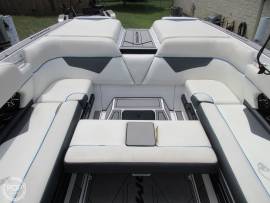 2020, Moomba, Makai