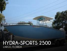 1988, Hydra-Sports, Vector 2500 Center Console