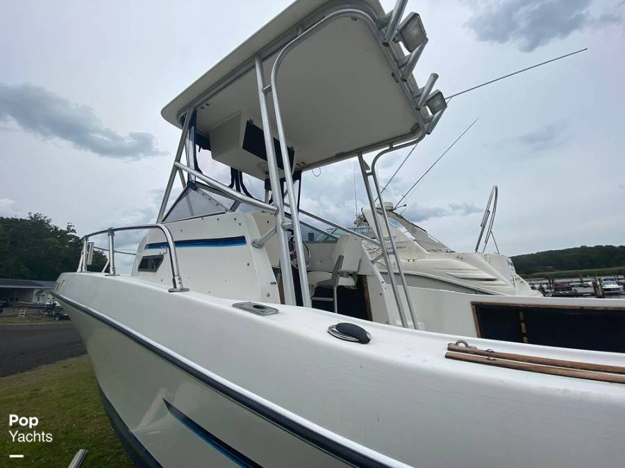 1988 Invader V244 Fisherman Power Boats, Walkaround Boats For Sale