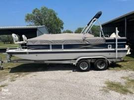 2015, Hurricane, Fun Deck 226F
