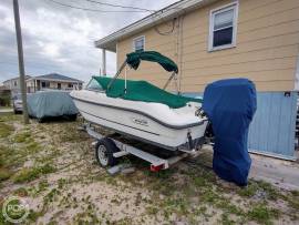 1999, Boston Whaler, 180 Ventura