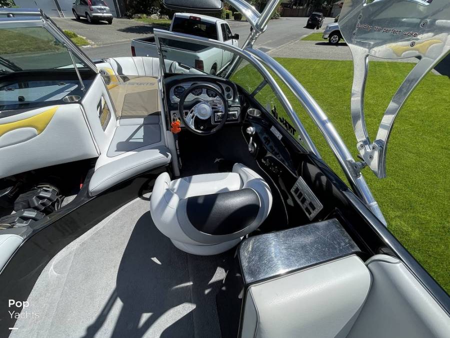 2007 MB Sports B52 V23 TEAM EDITION Power Boats, Ski/Wakeboard Boats