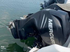 2008, Boston Whaler, 255 Conquest