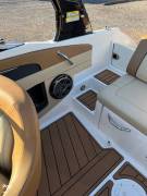 2014, Sea Ray, 220 SUNDECK