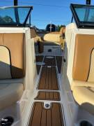 2014, Sea Ray, 220 SUNDECK
