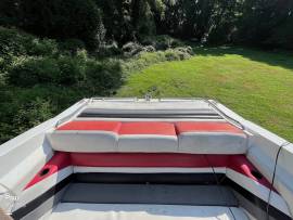 1988, Formula, 242 LS