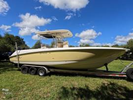 2005, Boston Whaler, 320 Outrage