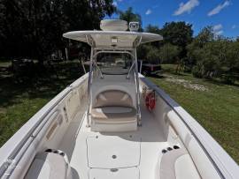 2005, Boston Whaler, 320 Outrage