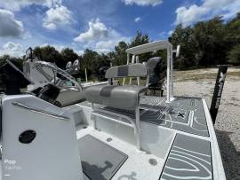2020, Xpress, Skiff 185
