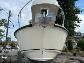 2005, Boston Whaler, 235 Conquest