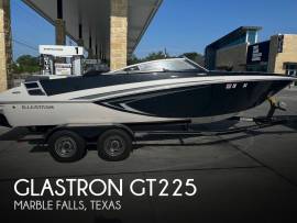 2017, Glastron, GT225