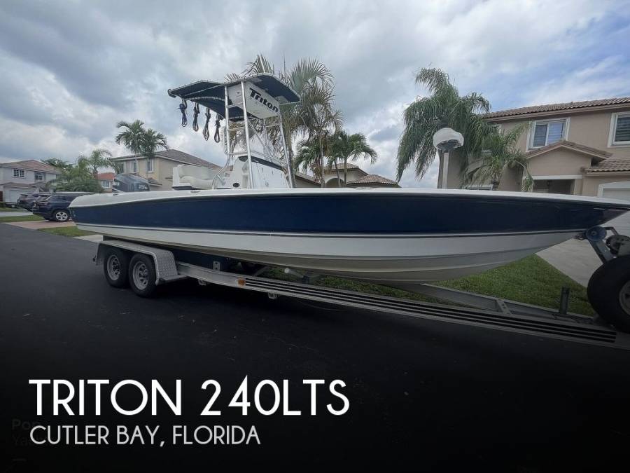 2004 Triton 240LTS Bay Power Boats, Center Consoles For Sale in Cutler