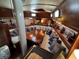 1980, Endeavour, 37 Ketch