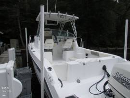 2001, Seaswirl, 2300 Striper