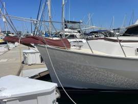 1979, Mainship, 34 Trawler