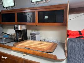 1989, Albin, 34 Bridgedeck