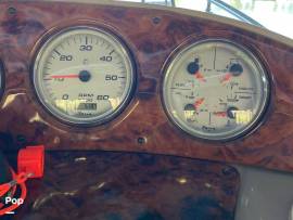 2005, Rinker, Fiesta Vee 320