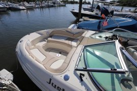 2004, Sea Ray, 220 Sundeck